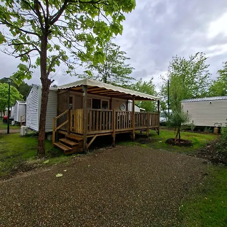 Πάρκο διακοπών La Closerie Des Cles ,mobil-home 4 Etoiles *